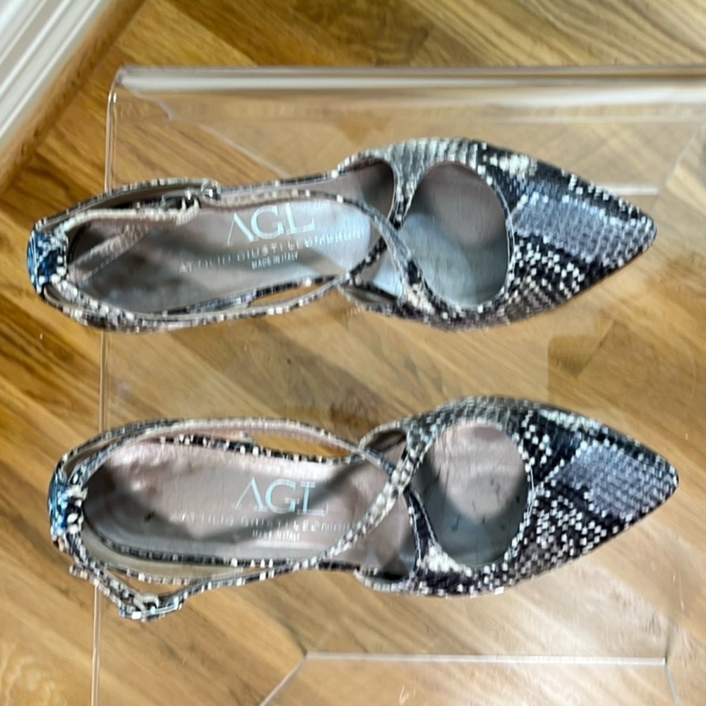 AGL Attilio Giusti Leombruni Split Heel d’Orsay Snake Print Pump Size 37